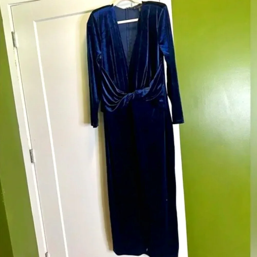 Eloquii deep Blue Velvet Dress, 20 - Picture 2 of 4